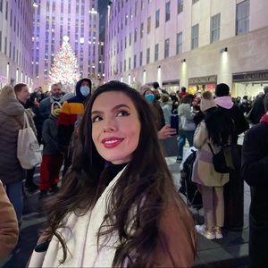 Meet your Posher, Ana